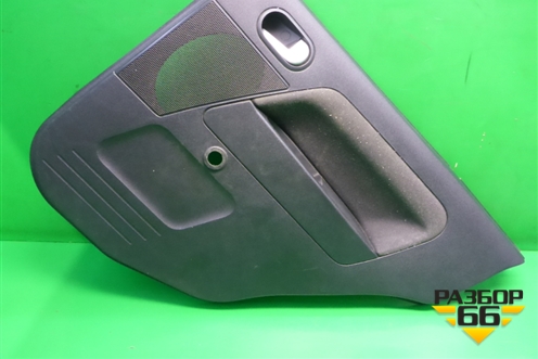 Обшивка двери задней правой под механику (2N11N27406A) для Ford Fusion с 2002г (Фьюжн)