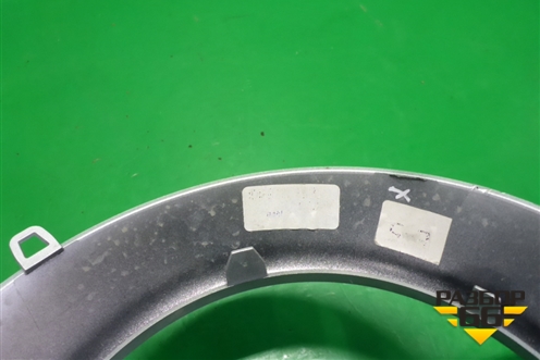 Накладка на решетку радиатора (A1678886200) для Mercedes Benz GLE-Klass V167 с 2018г (ГЛЕ)