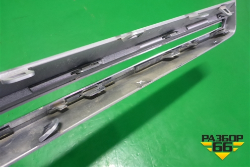 Накладка на решетку радиатора (A1678886200) для Mercedes Benz GLE-Klass V167 с 2018г (ГЛЕ)