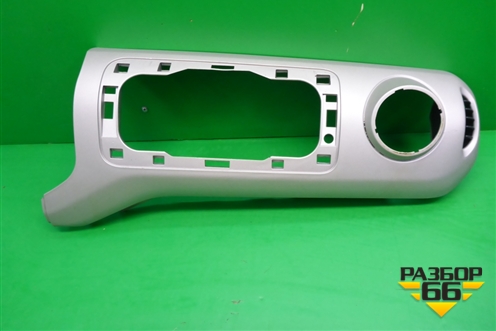 Накладка на торпедо (правая) (9681843277) для Peugeot Partner Tepee с 2008г (Партнер Типпи)