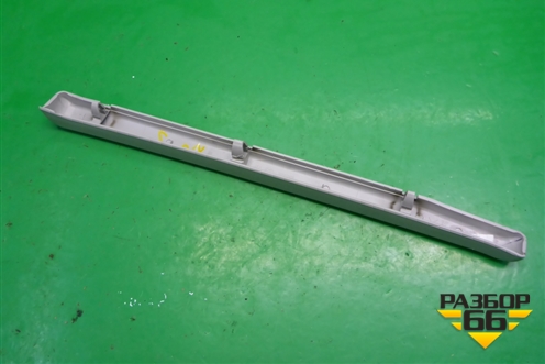 Накладка двери задней левой (сдвижной верхняя) для Peugeot Partner Tepee с 2008г (Партнер Типпи)