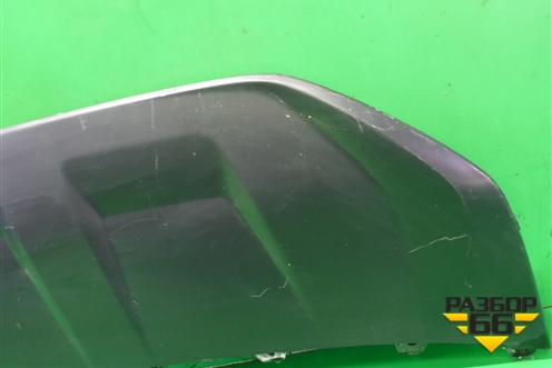 Накладка переднего бампера (4M0807733D) для Audi Q7 c 2015г (Ку 7)