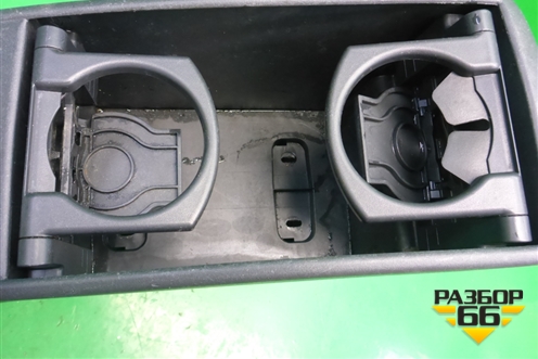 Консоль (задняя часть) (5891102170) для Toyota Auris с 2006-2012г (Аурис)