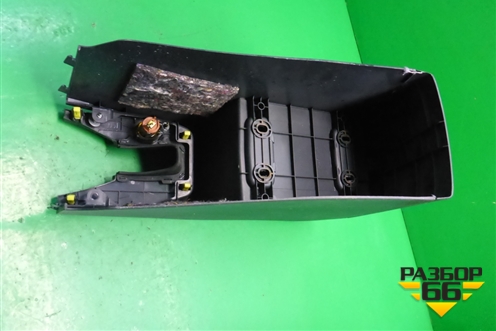 Консоль (задняя часть) (5891102170) для Toyota Auris с 2006-2012г (Аурис)