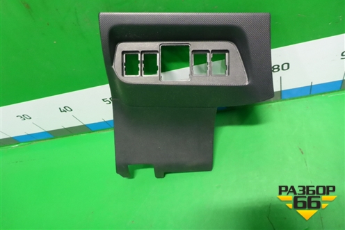 Накладка на торпедо (левая) (5554502010) для Toyota Auris с 2006-2012г (Аурис)