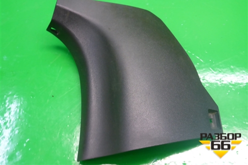 Накладка порога внутренняя переднего правого (передняя часть) (6211102110) для Toyota Auris с 2006-2012г (Аурис)