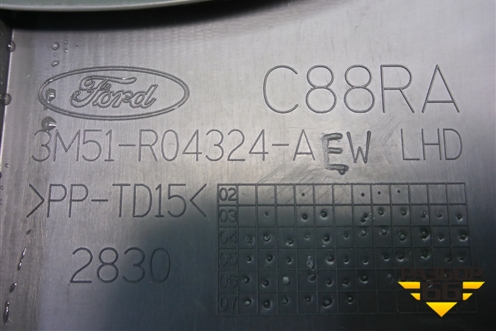 Накладка на торпедо (левая) (3M51R04324AEW) для Ford C-MAX с 2003-2010г (ЦМакс 1)