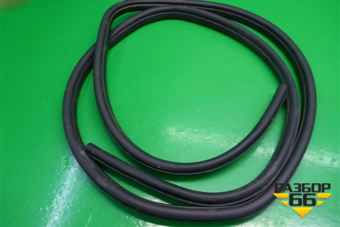 Уплотнитель двери (передней правой) для Ford C-MAX с 2003-2010г (ЦМакс 1)