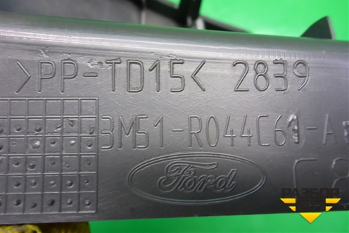 Накладка на торпедо (боковая левая) (3M51R044C61) для Ford C-MAX с 2003-2010г (ЦМакс 1)