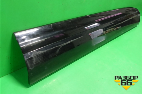 Накладка двери передней правой (4M0853960B) для Audi Q7 c 2015г (Ку 7)