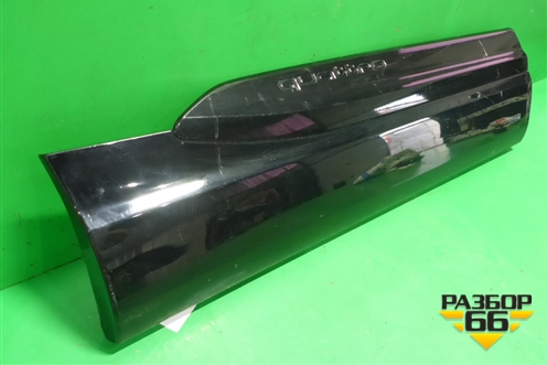 Накладка двери задней правой (4M0853970B) для Audi Q7 c 2015г (Ку 7)