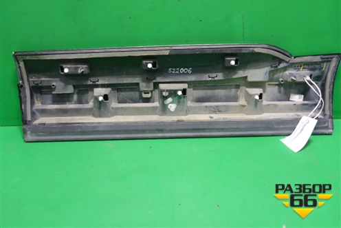 Накладка двери задней правой (4M0853970B) для Audi Q7 c 2015г (Ку 7)