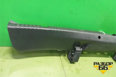 Обшивка багажника на заднюю панель (5JA863485B) для Skoda Rapid с 2013г (Рапид)