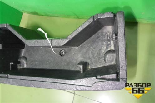 Ящик инструментальный в багажник (60U863957) для Skoda Rapid с 2013г (Рапид)