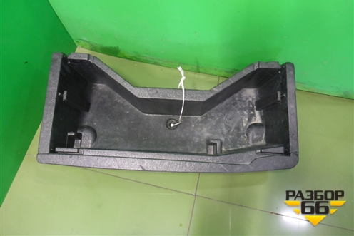 Ящик инструментальный в багажник (60U863957) для Skoda Rapid с 2013г (Рапид)