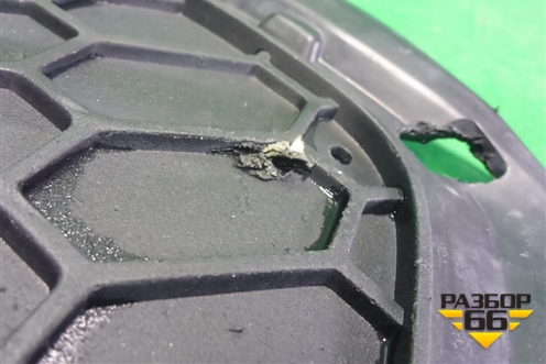 Решетка в передний бампер правая (М-Мерия под парктроник) (51118056856) для BMW X5 F15 с 2013г (Х5 Ф15)