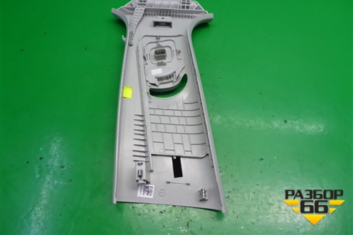 Обшивка стойки центральная верхняя правая для Skoda Karoq с 2017г (Карок)