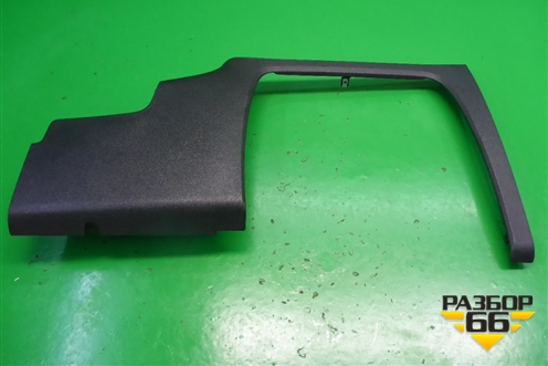 Накладка на торпедо (центральная) (566857206) для Skoda Karoq с 2017г (Карок)