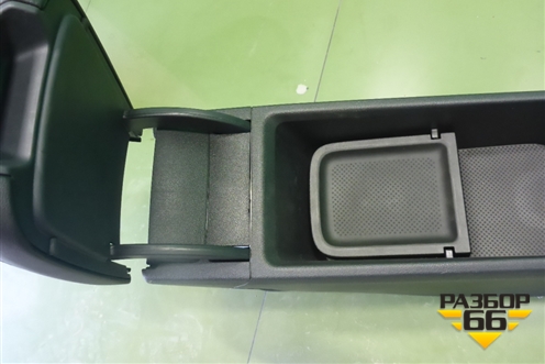 Подлокотник для Skoda Karoq с 2017г (Карок)