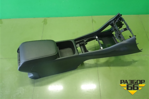 Подлокотник для Skoda Karoq с 2017г (Карок)