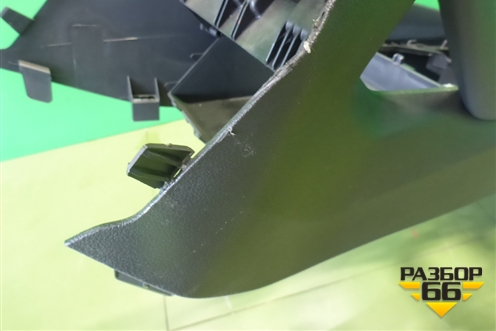 Подлокотник для Skoda Karoq с 2017г (Карок)