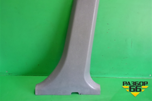 Обшивка стойки центральная нижняя правая (8584025200) для Hyundai Aсcent с 2000г (Акцент)