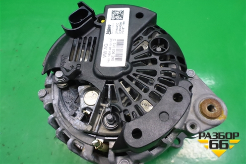 Генератор (1.4л DJKA) (04E903015D) для Skoda Karoq с 2017г (Карок)