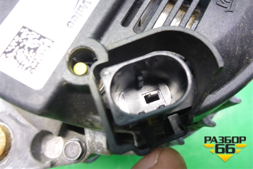 Генератор (1.4л DJKA) (04E903015D) для Skoda Karoq с 2017г (Карок)