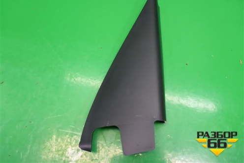 Накладка двери задней левой (уголок) (57A839973) для Skoda Karoq с 2017г (Карок)
