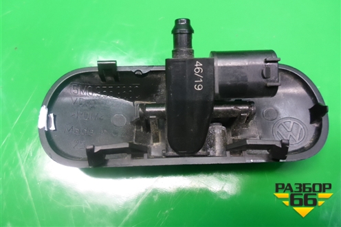 Форсунка омывателя лобового стекла (с подогревом) (5M0955986C) для Skoda Karoq с 2017г (Карок)