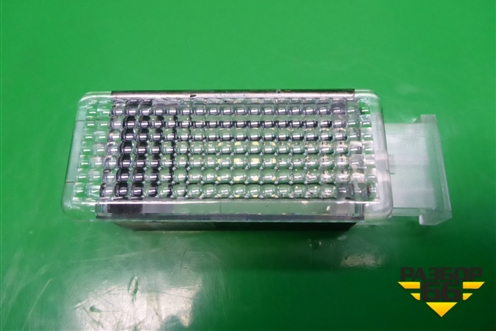 Плафон салонный (5G0947409) для Skoda Karoq с 2017г (Карок)