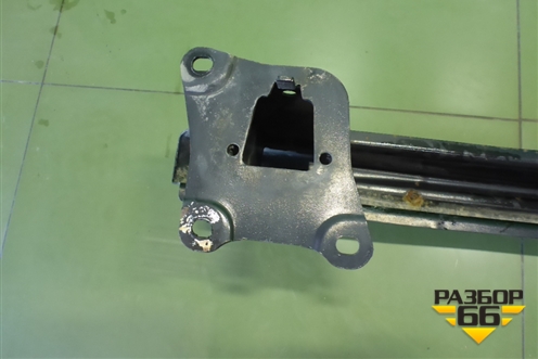 Усилитель заднего бампера для Volkswagen Jetta с 2005-2011г (Джетта)