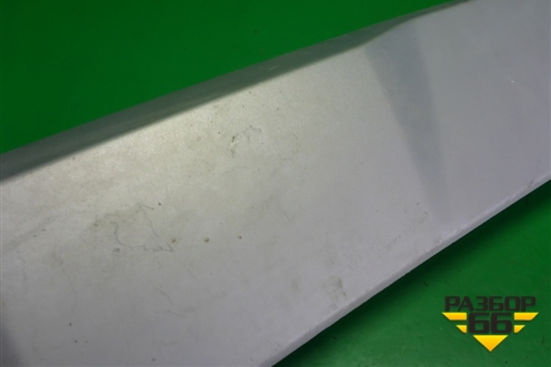 Накладка заднего бампера (после 2019г) (4M0807568A) для Audi Q7 c 2015г (Ку 7)