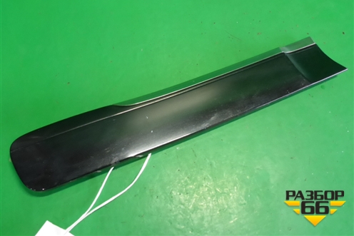 Накладка двери задней правой (7507560081) для Lexus GX-460 с 2009г (ГХ)