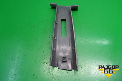 Обшивка стойки центральная верхняя правая (8584025100) для Hyundai Aсcent с 2000г (Акцент)