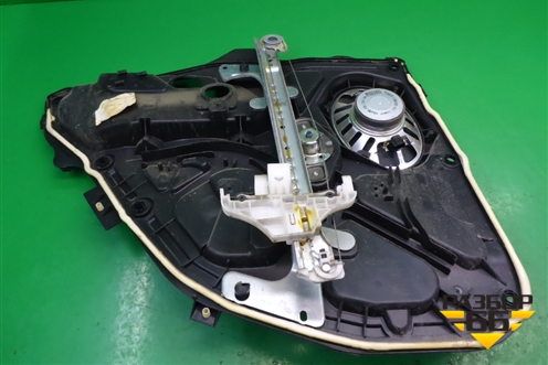 Стеклоподъёмник механический задний правый для Ford Fusion с 2002г (Фьюжн)