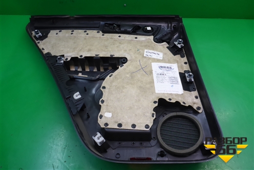 Обшивка двери задней правой под электрику (5N0867212) для Volkswagen Tiguan с 2011-2016г (Тигуан)