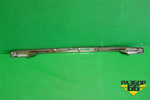 Накладка двери багажника (на накладку под гос. номер верхняя) (7680160130) для Lexus LX-570 с 2015г (ЛХ)