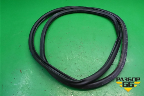 Уплотнитель двери (задней левой на кузов) (5N0867913) для Volkswagen Tiguan с 2011-2016г (Тигуан)