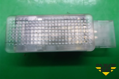 Фонарь подсветки багажника (6L0947565) для Volkswagen Tiguan с 2011-2016г (Тигуан)