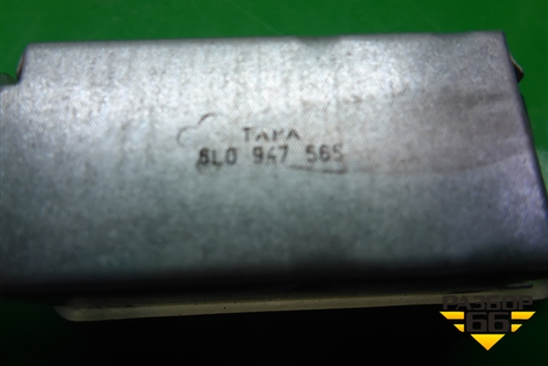 Фонарь подсветки багажника (6L0947565) для Volkswagen Tiguan с 2011-2016г (Тигуан)