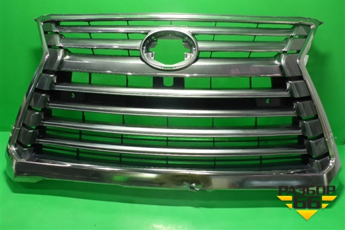 Решетка радиатора (под камеру и парктроник) (5310160570) для Lexus LX-570 с 2015г (ЛХ)