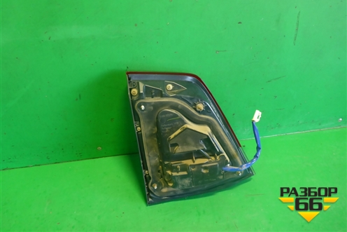 Фонарь задний внутренний правый (после 2012г до 2015г) (8158160280) для Toyota Land Cruiser (200) с 2008г (Ленд Крузер)