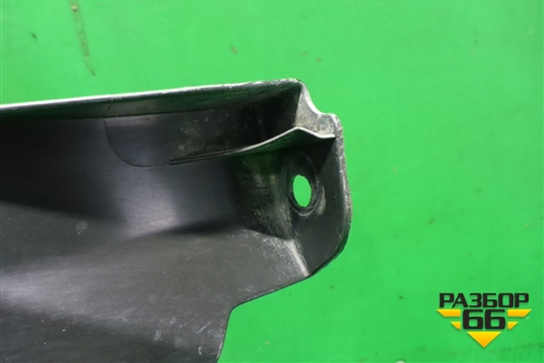 Пыльник заднего бампера левый (5872460080) для Lexus LX-570 с 2015г (ЛХ)