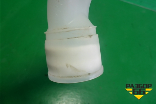 Горловина бачка омывателя лобового стекла (5Q0955449AM) для Skoda Octavia (A7) с 2013г (Октавия)