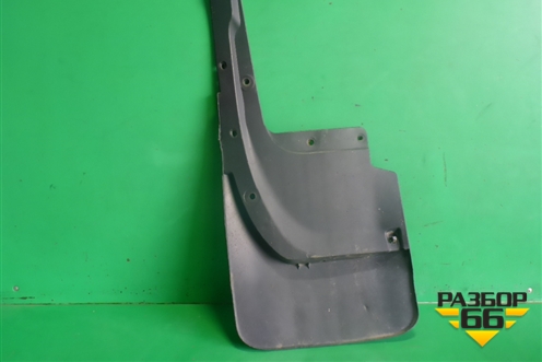 Брызговик задний правый (7662560240) для Toyota Land Cruiser (200) с 2008г (Ленд Крузер)