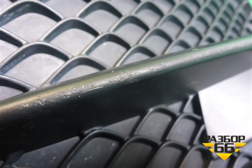 Решетка в передний бампер правая (под парктроник) (A2538853600) для Mercedes Benz GLC-Klass C253 COUPE с 2016г (ГЛЦ)