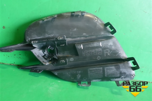 Решетка в передний бампер правая (под парктроник) (A2538853600) для Mercedes Benz GLC-Klass C253 COUPE с 2016г (ГЛЦ)