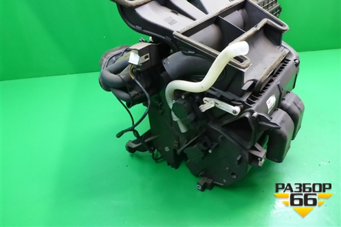 Корпус отопителя для Land Rover Discovery 3 с 2004-2009г (Дискавери)