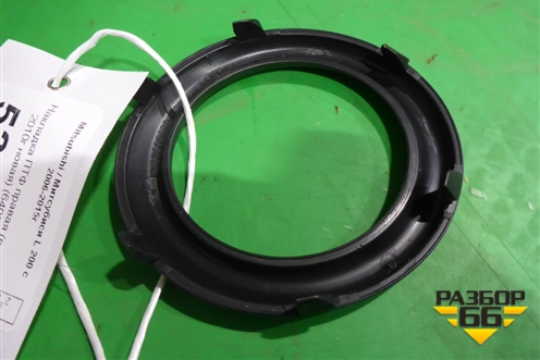 Накладка ПТФ правая (после 2010г новая) (6400C180) для Mitsubishi L 200 c 2006-2015г (Л200)